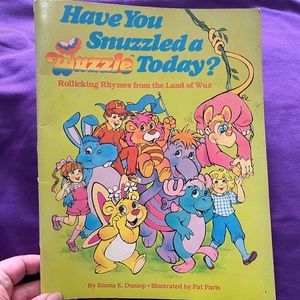 VTG Have You Snuzzled A Wuzzle? Book of Rhymes Poems 80s Toys Fandom